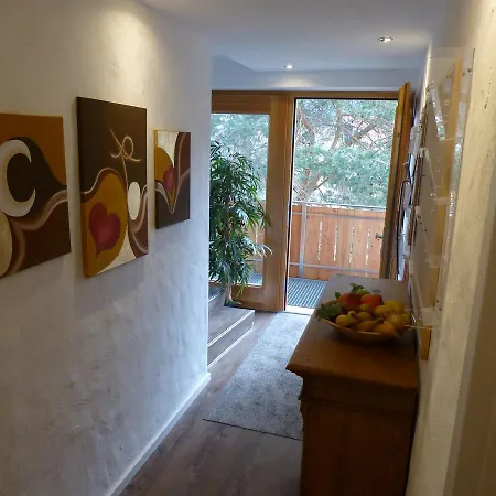 Guest house Casa Shania 3*