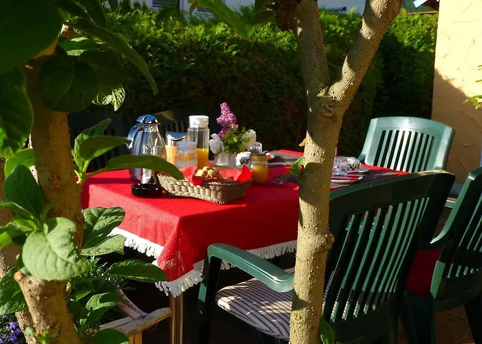 Casa Shania 3*