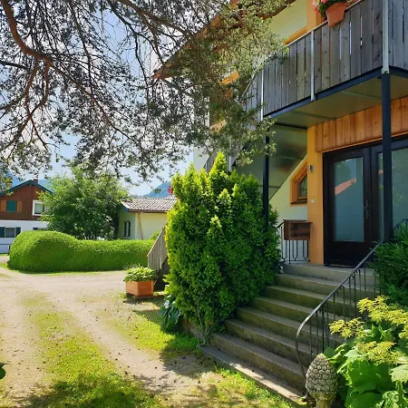 Gæstehus Casa Shania 3*